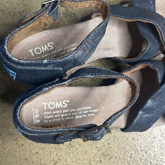 TOMS Sienna Metallic Denim Strappy Wedge Sandals NEW sz 6.5 - Picture 12 of 12